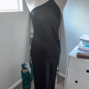 Express Sleek Black One-Shoulder Dress